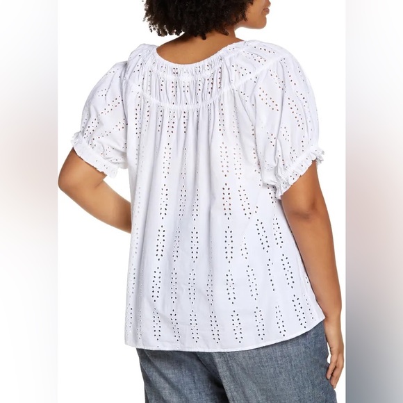 CASLON SMOCKED EYELET TOP 🌸IN STORES🌸 - Picture 3 of 4